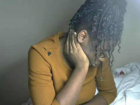 Novah  online show from November 2025 01:42:02 PM