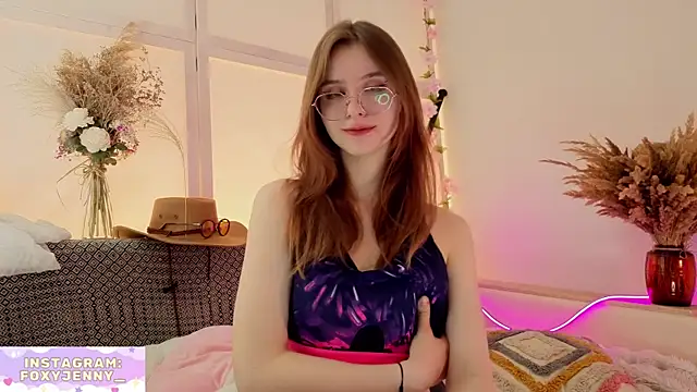 Snapshot of JennyDilly chatting on May 2026 07:30:01 PM JennyDilly online show from May 2026 07:30:01 PM