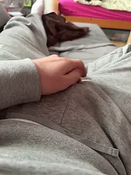 Snapshot of Basti_7 chatting on December 2024 11:43:02 AM Basti 7 online show from December 2024 11:43:02 AM