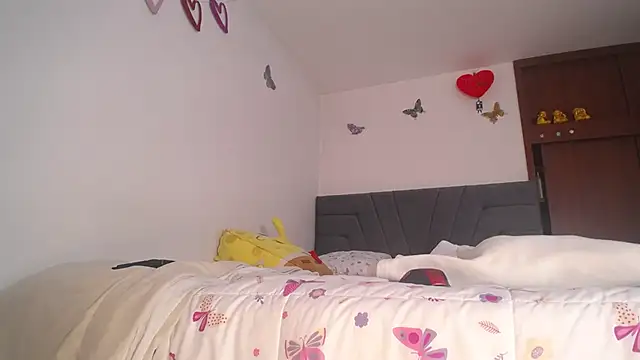 Yinn Silver online show from March 2025 07:57:01 AM