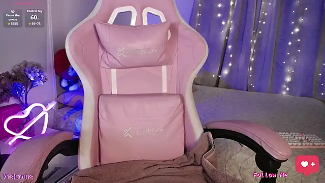 SexyLuna   online show from April 2026 08:20:02 AM