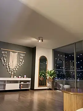 Irish Collins online show from December 2024 03:54:02 AM