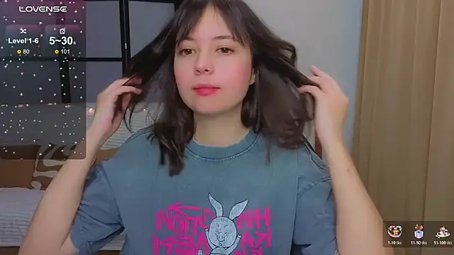 Lina Brownie online show from December 2025 03:22:02 AM