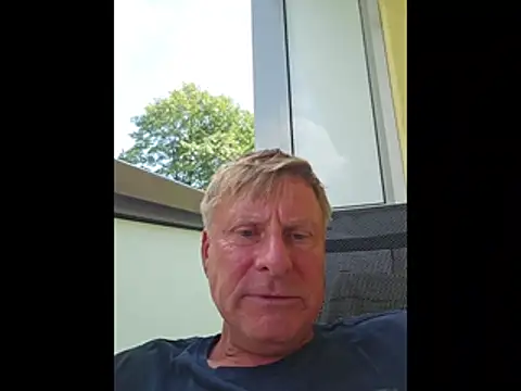 johnnym1 online show from July 2026 01:58:01 PM