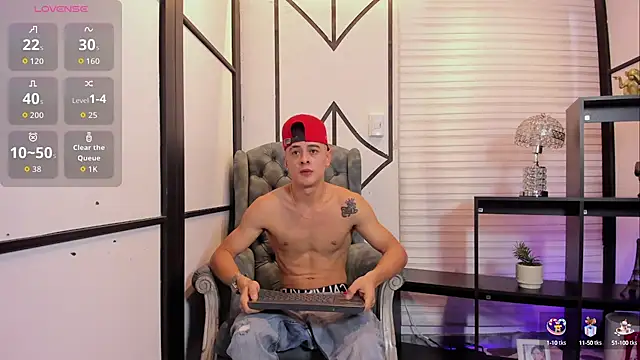 JuniorMorris  online show from October 2025 08:39:02 PM