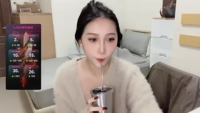 yu5888 online show from December 2024 12:24:01 PM