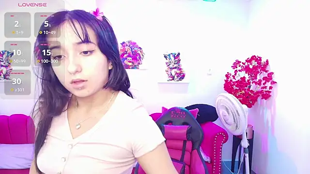 Snapshot of Miss_dolly_ chatting on May 2026 12:13:01 PM Miss dolly online show from May 2026 12:13:01 PM