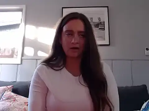 Sophie Raegan online show from March 2025 02:56:02 PM