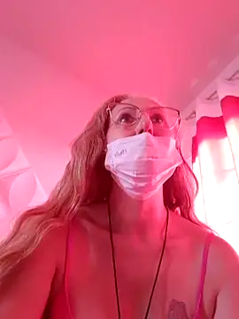 MILEIDE980 online show from November 2025 08:29:01 PM