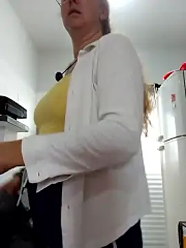 MILEIDE980 online show from February 2026 09:58:02 AM