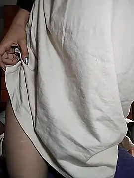 Hanna Ricci online show from March 2026 01:33:02 PM