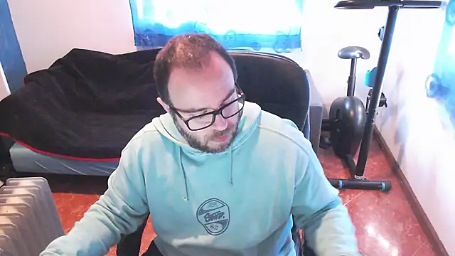 ravingr4d4 online show from February 2025 09:10:01 AM