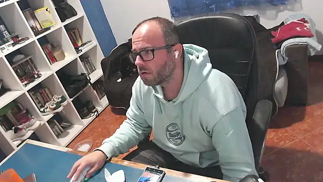 ravingr4d4 online show from November 2025 10:26:02 PM