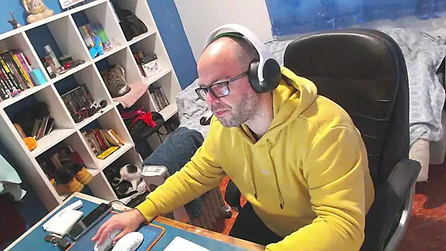 ravingr4d4 online show from February 2026 09:14:01 AM