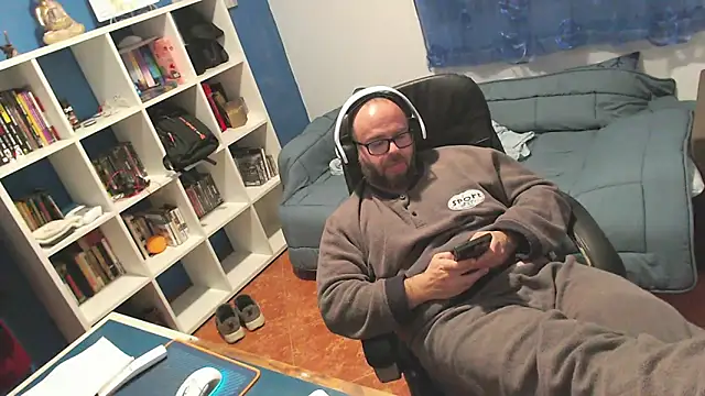 ravingr4d4 online show from February 2026 11:57:02 PM