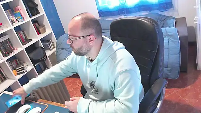 ravingr4d4 online show from March 2026 09:02:02 AM