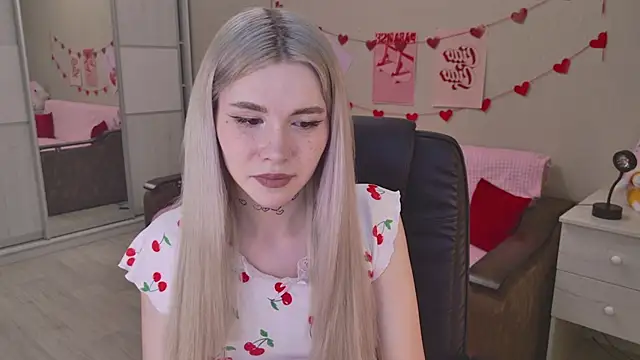 Alisa Black Star online show from December 2025 11:28:01 AM