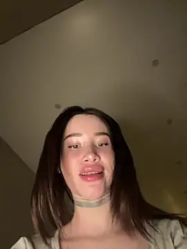 Yunasi online show from December 2025 01:19:01 PM