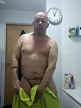 Daddycumms online show from October 2025 09:59:02 AM