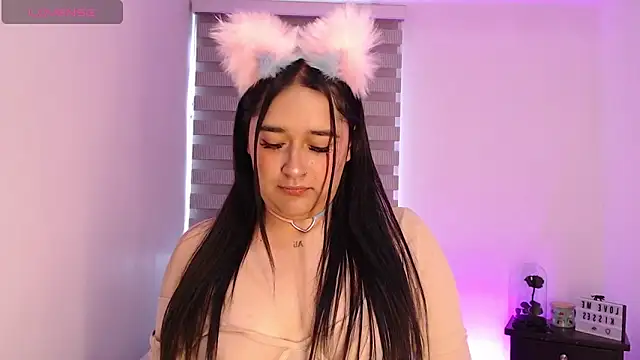 Megan FE online show from November 2025 06:43:01 PM