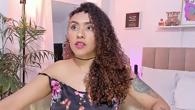 Zoe Gruber online show from November 2025 09:24:02 PM