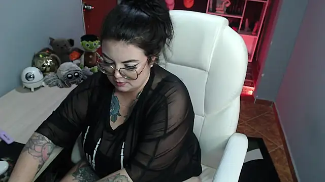 juliette rd online show from December 2024 12:37:02 AM