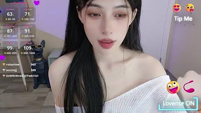 Aurora 99 online show from December 2024 01:19:02 PM