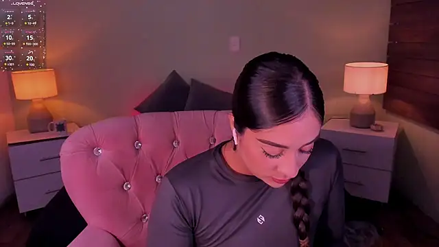 Sussy Bell01 online show from March 2025 08:09:01 PM