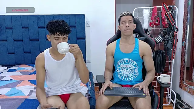 JoseRumbero26 online show from November 2025 11:57:02 AM