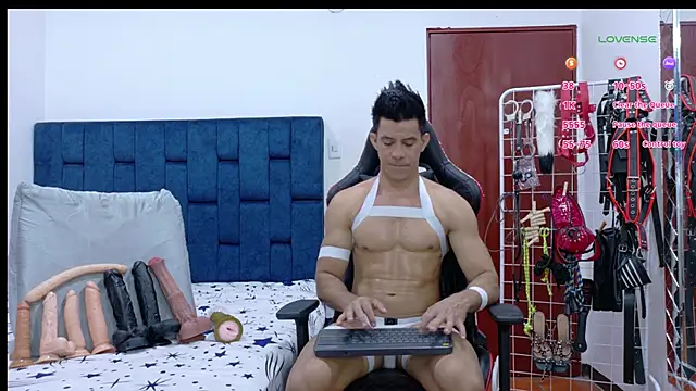 JoseRumbero26 online show from February 2026 01:45:04 AM