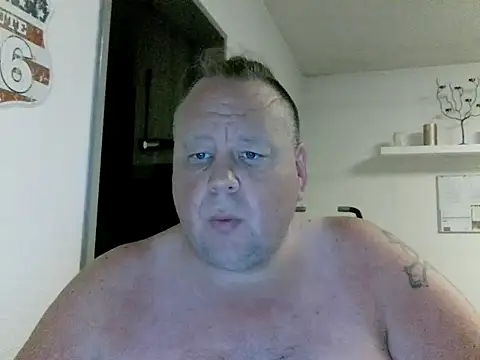 Snapshot of pimmelmann3 chatting on June 2026 09:06:01 PM pimmelmann3 online show from June 2026 09:06:01 PM