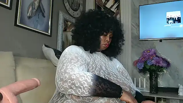 ThickyMinajxx online show from April 2026 08:01:02 PM