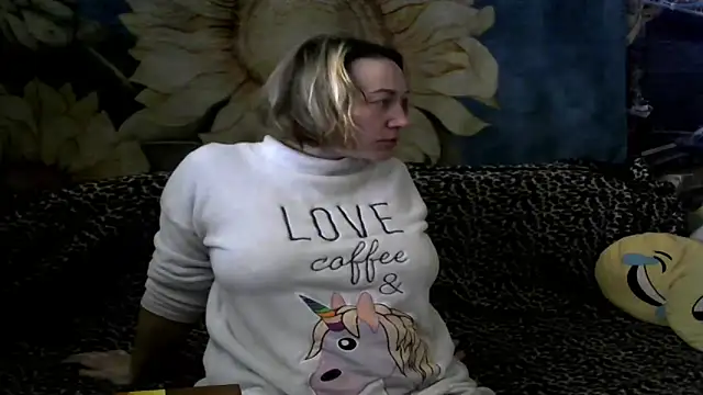 wLESLYMOSw online show from March 2026 11:28:02 AM