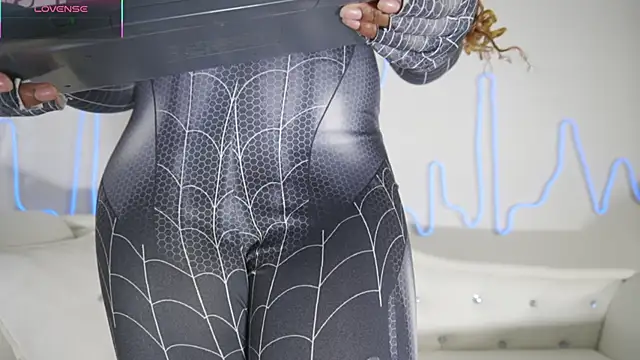 EmmaSanzz  online show from November 2025 11:47:02 AM