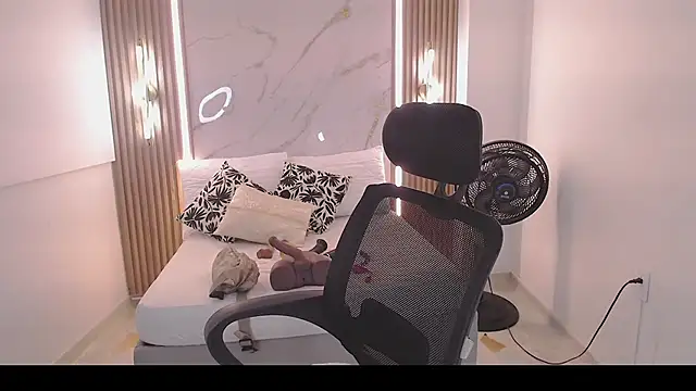 Mariana Rojas online show from March 2026 05:34:01 AM