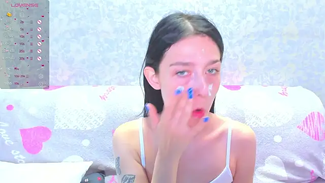 Snapshot of Vanessa_Florence chatting on June 2026 01:06:01 AM Vanessa Florence online show from June 2026 01:06:01 AM