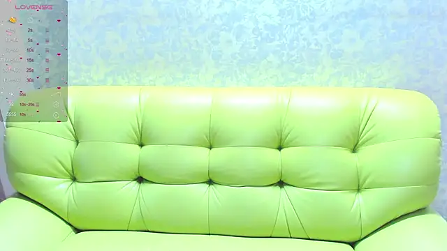 Snapshot of Vanessa_Florence chatting on June 2026 01:04:02 AM Vanessa Florence online show from June 2026 01:04:02 AM