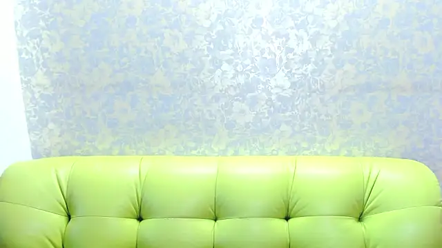 Snapshot of Vanessa_Florence chatting on July 2026 01:19:02 AM Vanessa Florence online show from July 2026 01:19:02 AM