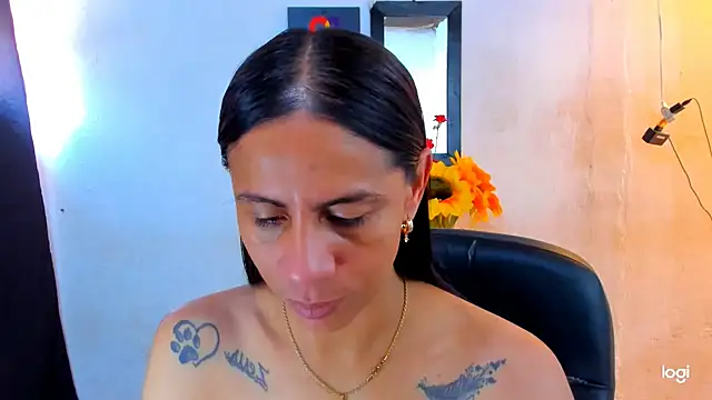 juanblakbigcock online show from June 2026 04:57:01 PM