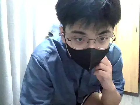 Snapshot of xboyvn9 chatting on October 2025 03:20:02 PM xboyvn9 online show from October 2025 03:20:02 PM