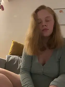 daddyscumprincess online show from October 2025 01:28:01 AM