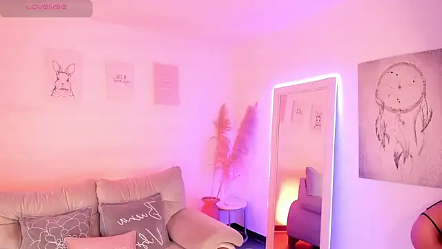 Misslinda  online show from January 2026 09:28:02 PM