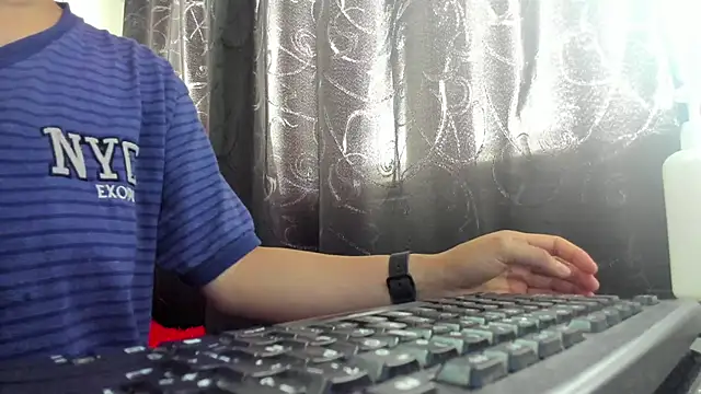 samantha  wilson online show from November 2025 01:54:02 PM