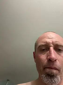 El Gizmo online show from December 2025 05:45:02 AM