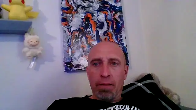 Snapshot of El_Gizmo chatting on April 2026 01:52:01 AM El Gizmo online show from April 2026 01:52:01 AM