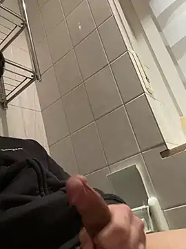 Furko 33 online show from December 2024 04:52:01 PM