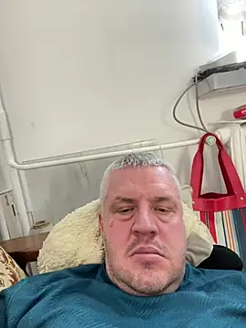 Snapshot of Evolite123 chatting on March 2025 12:01:02 PM Evolite123 online show from March 2025 12:01:02 PM