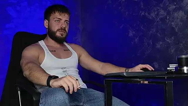 juliusmasters online show from December 2025 09:10:02 PM