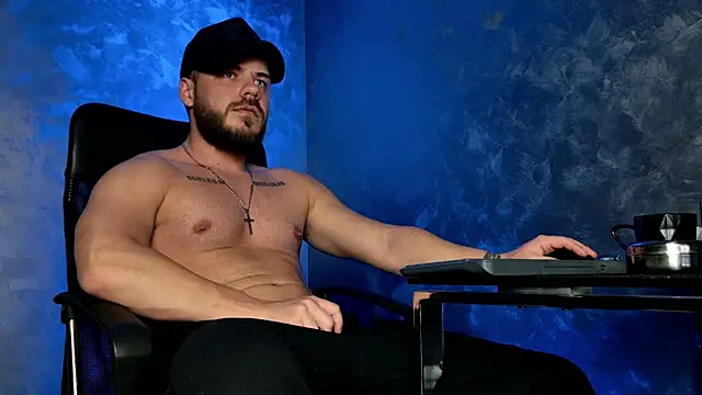 juliusmasters online show from January 2026 08:00:01 PM