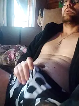 Snapshot of tomee83 chatting on November 2025 06:47:02 AM tomee83 online show from November 2025 06:47:02 AM